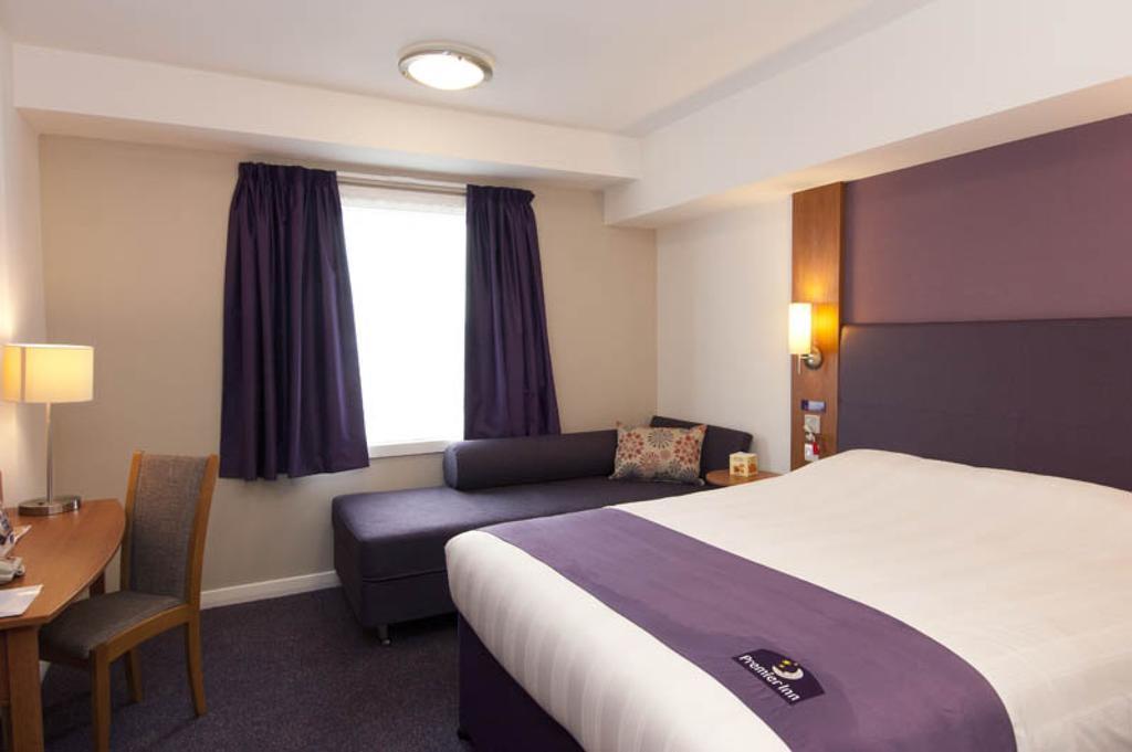 Premier Inn Newcastle Team Valley 게이츠헤드 객실 사진